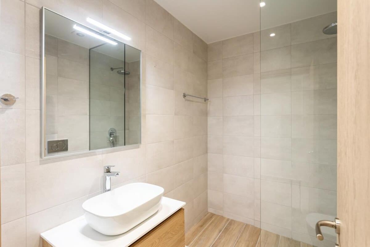 Athens Grec Suites - The Ultimate City Getaways In Dafni Экстерьер фото